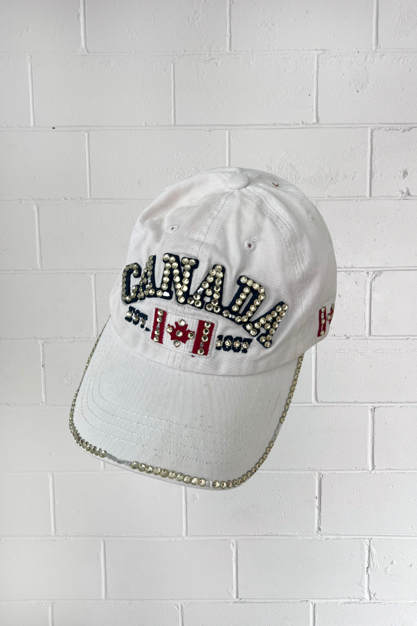 Canada embellished festival hat ★