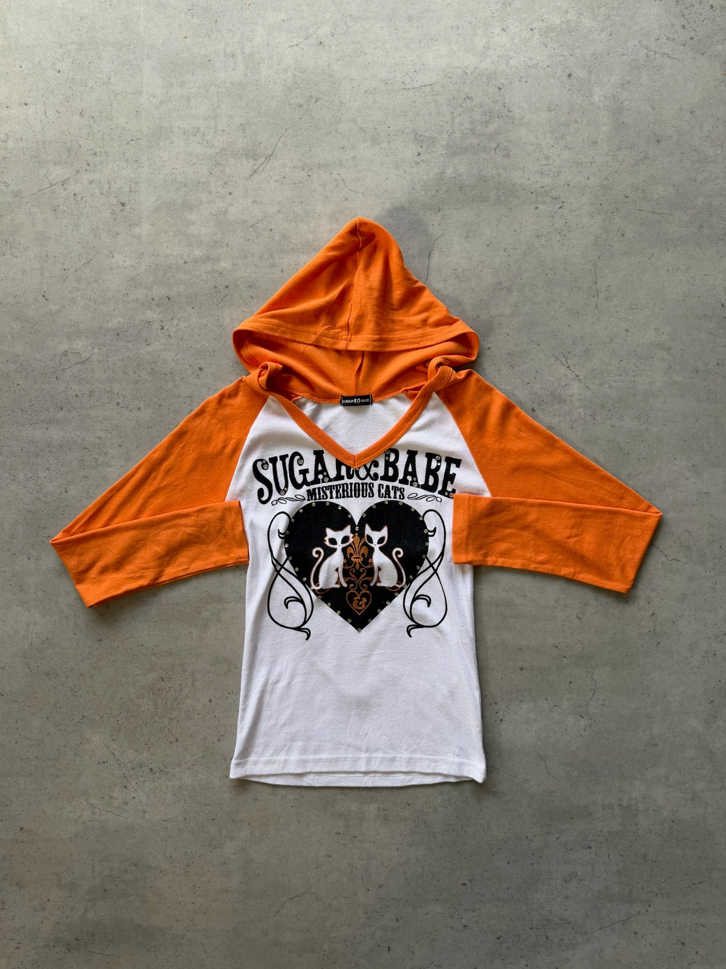 SUGAR BABE white + orange hooded long sleeve★ Size est small