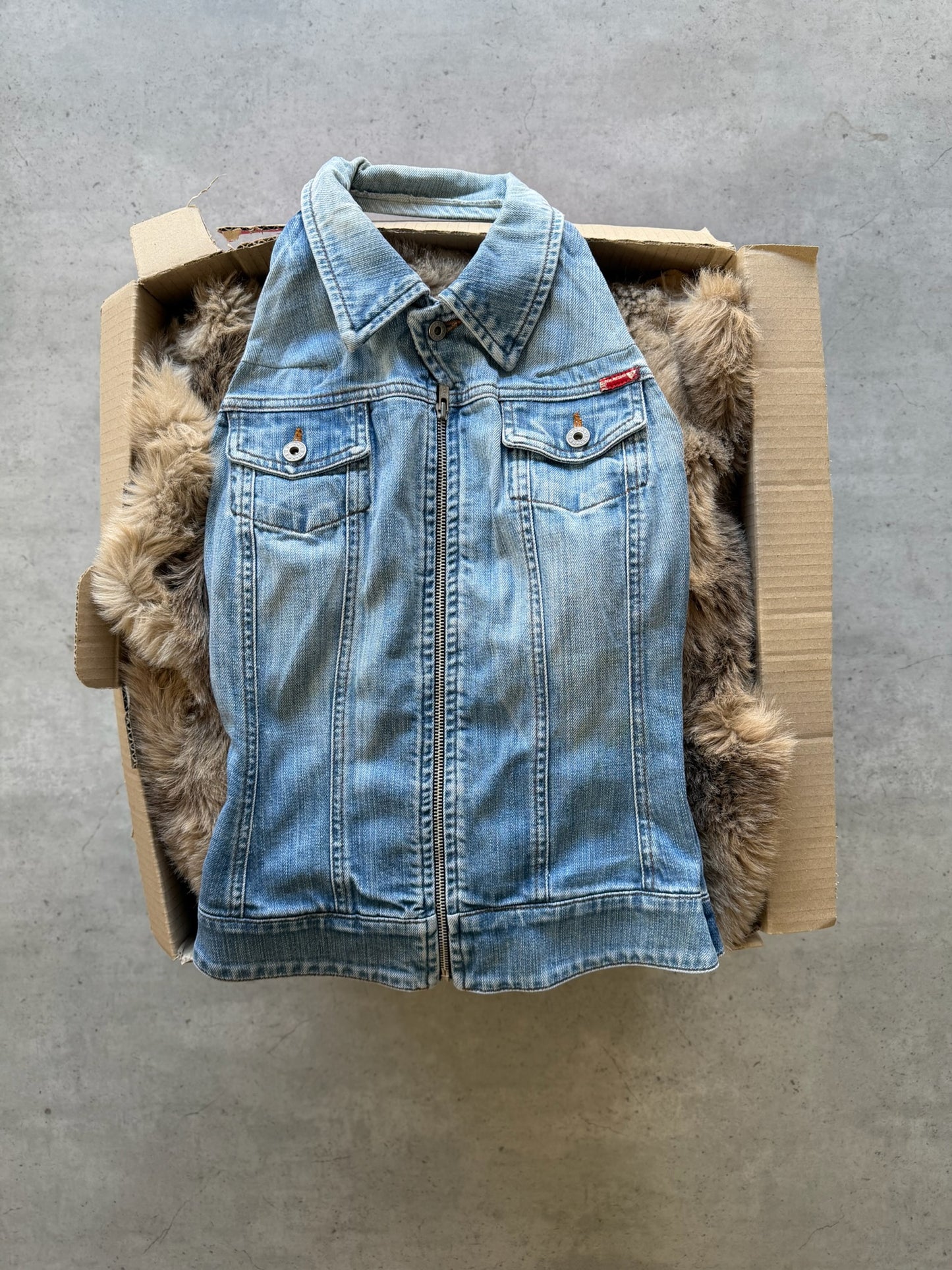 LEVIS reworked denim vest ★ Size est small/medium