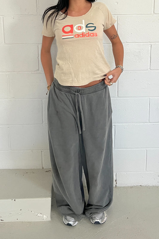 ADIDAS vintage beige tee