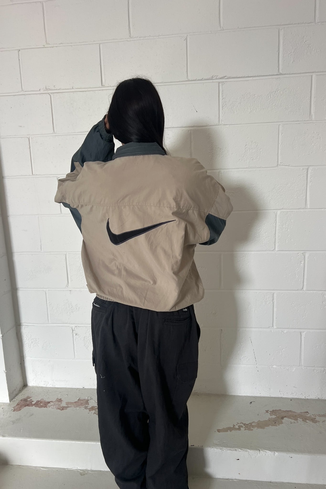 NIKE khaki windbreaker