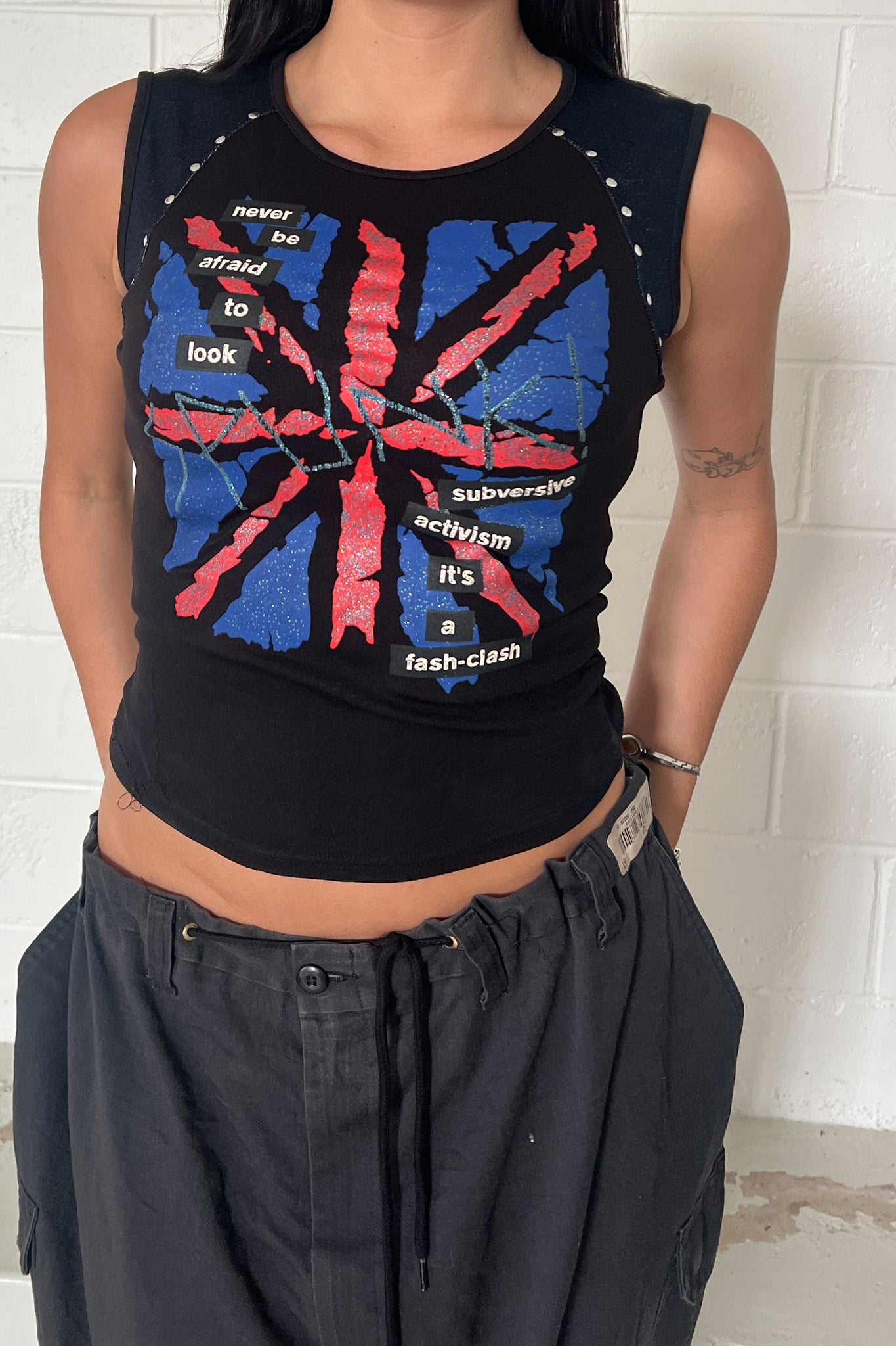Vintage spunk glitter graphic tank
