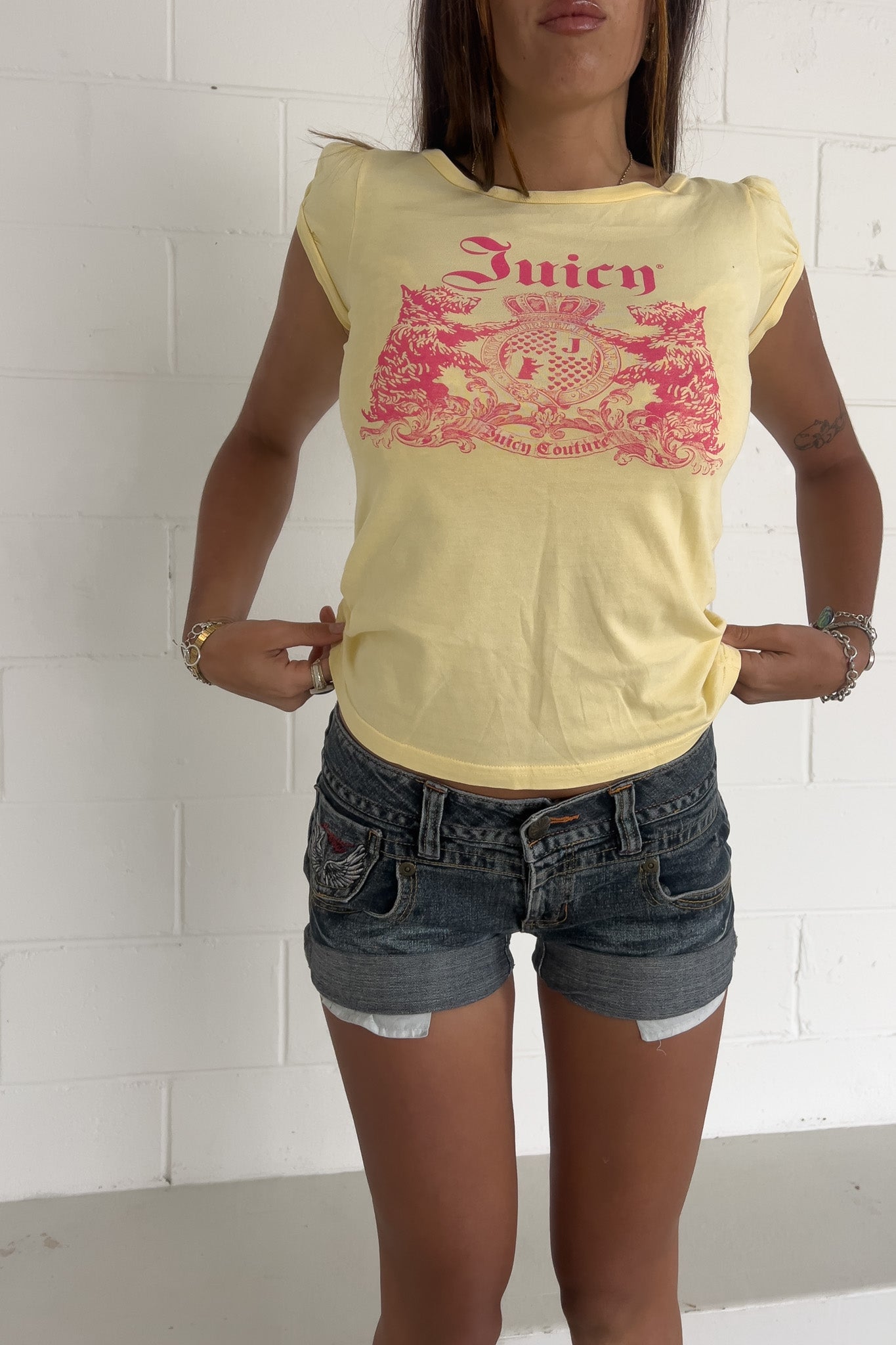JUICY COUTURE scotty dog tee yellow and pink ★ Size small