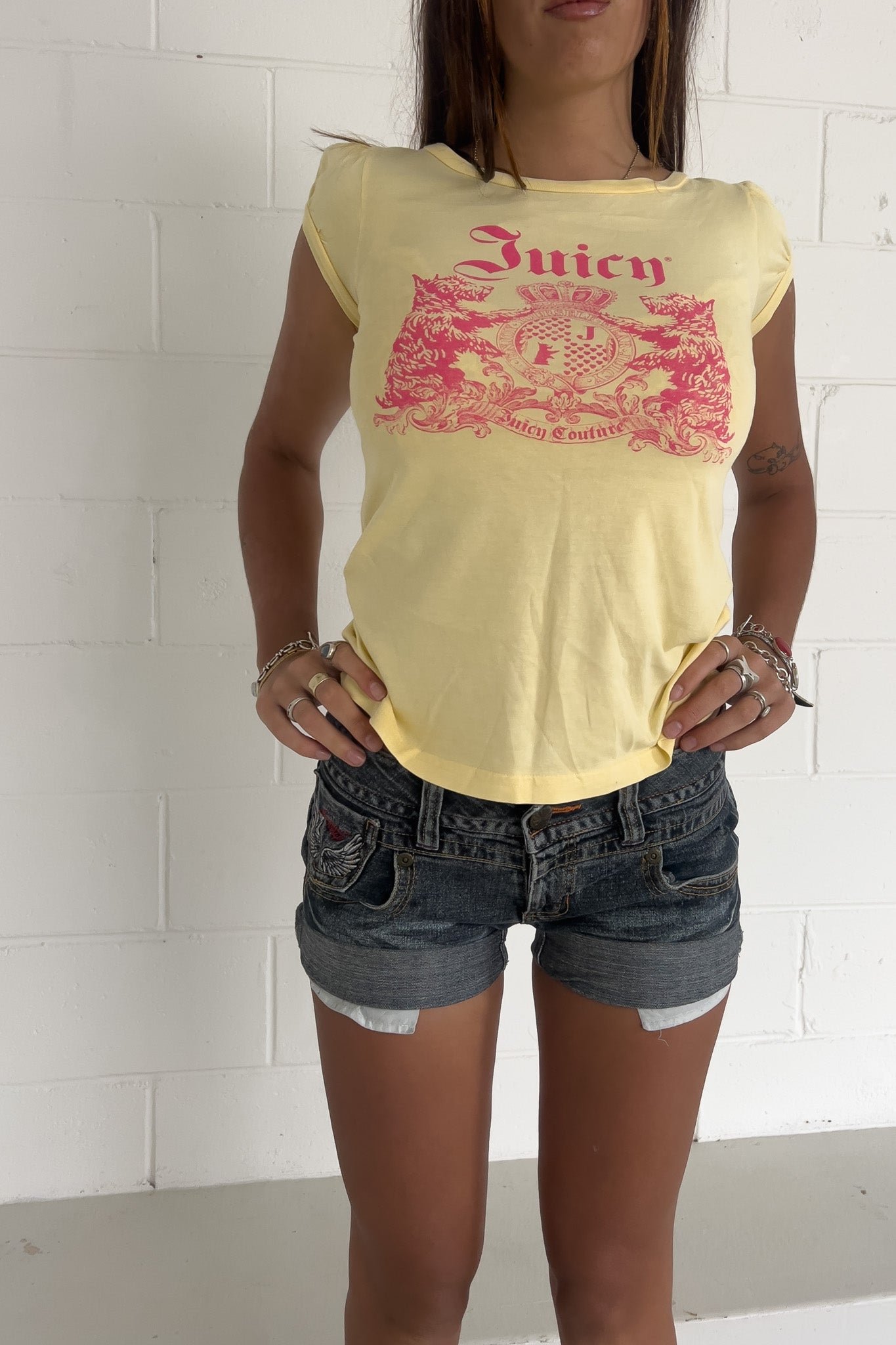 JUICY COUTURE scotty dog tee yellow and pink ★ Size small