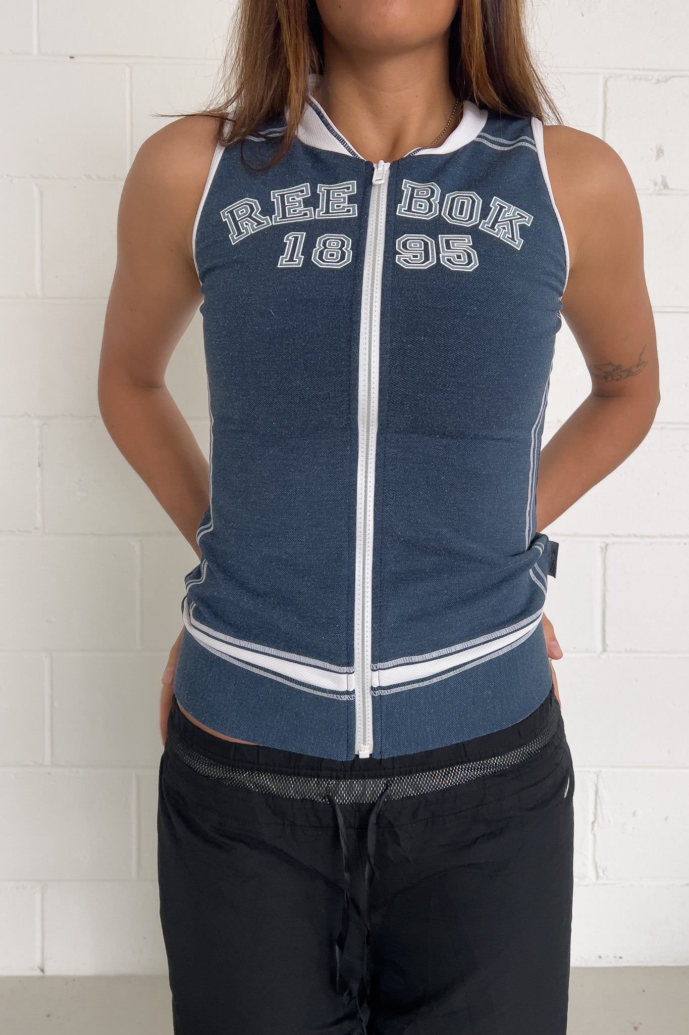 REEBOK spellout sport tank ★ Size estimated medium