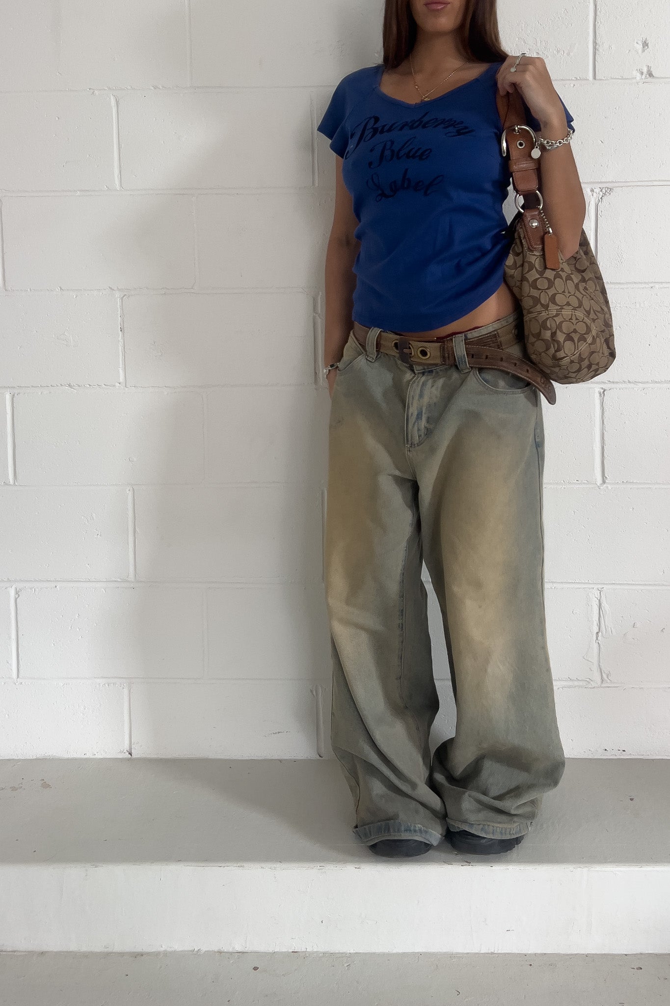 BURBERRY royal blue t-shirt ★ Size 38