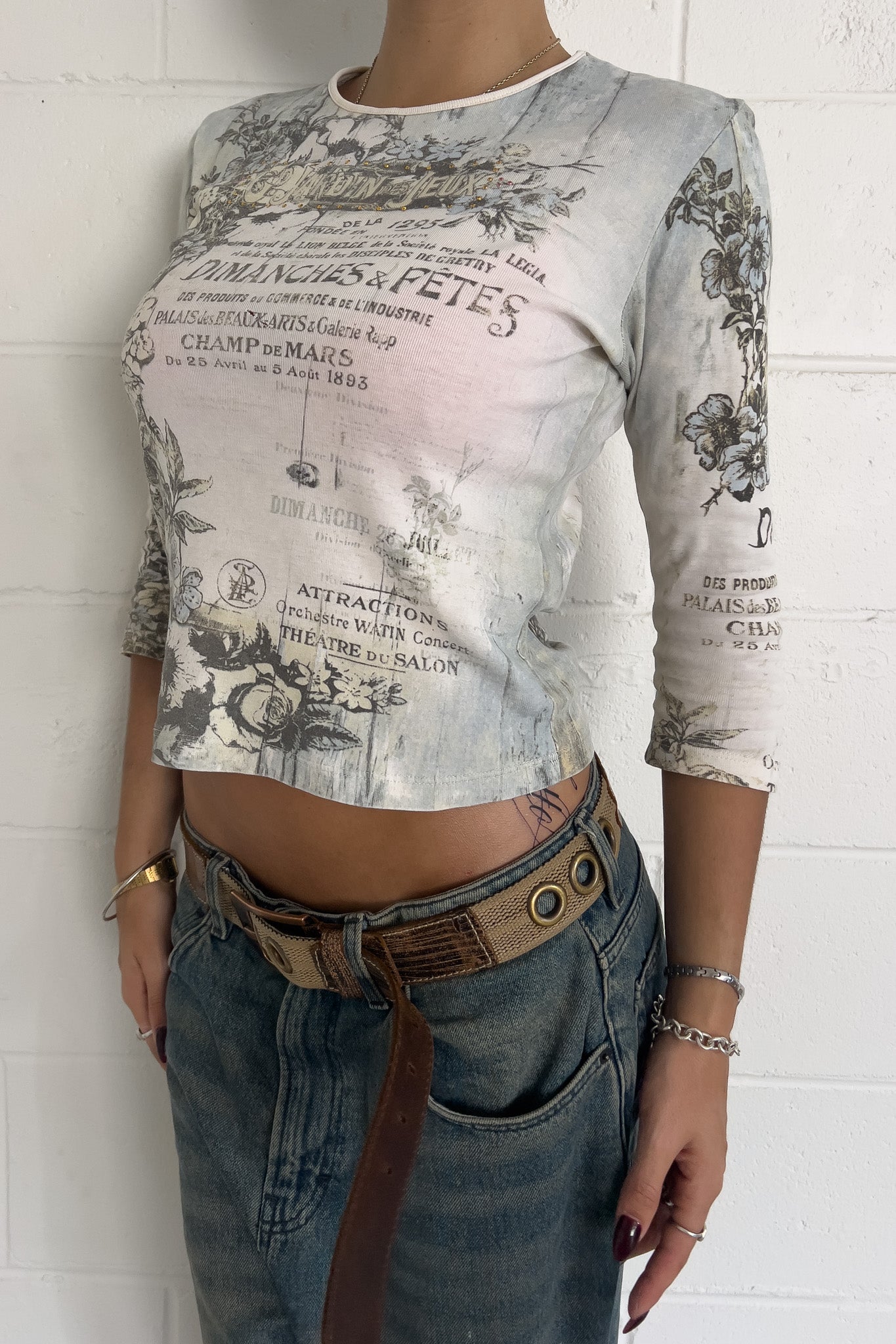 SKINNIE MINNIE graphic longsleeve ★ Size medium