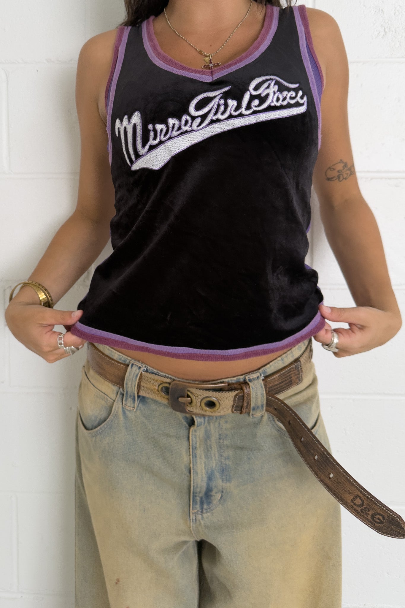 Black & purple tank ★ Size estimated medium