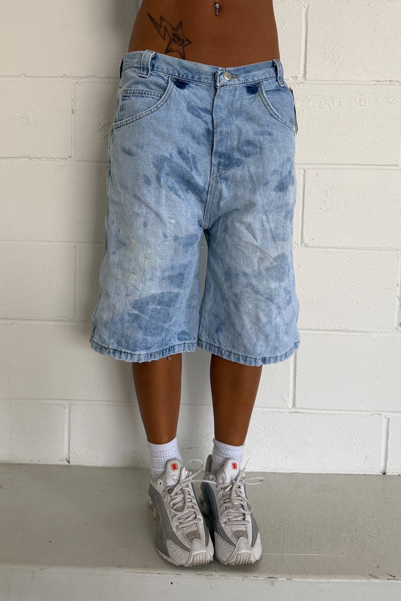 WRANGLER light denim patchy shorts ★ Estimated small