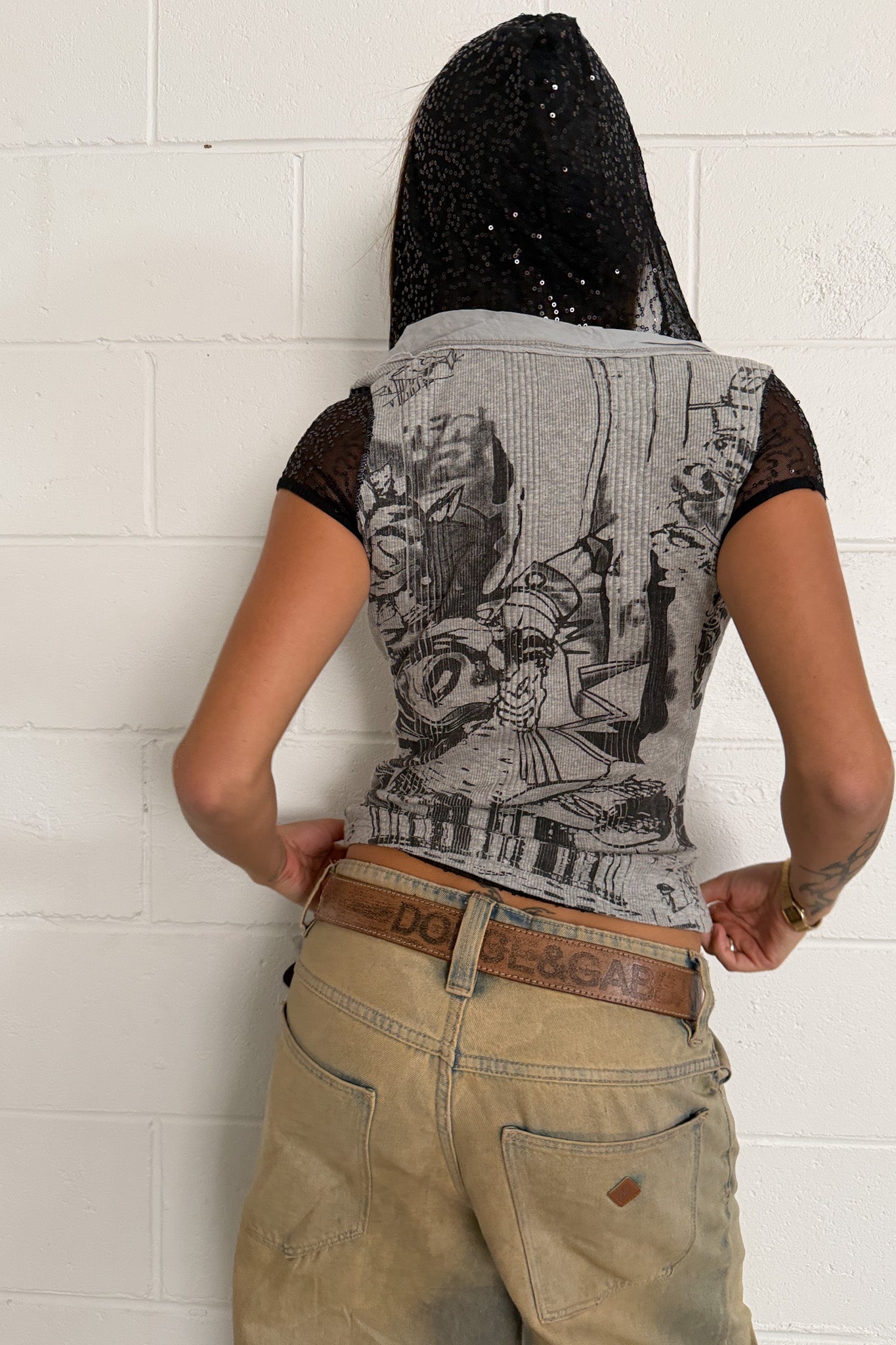 Grey hooded sequin top ★ Size Small