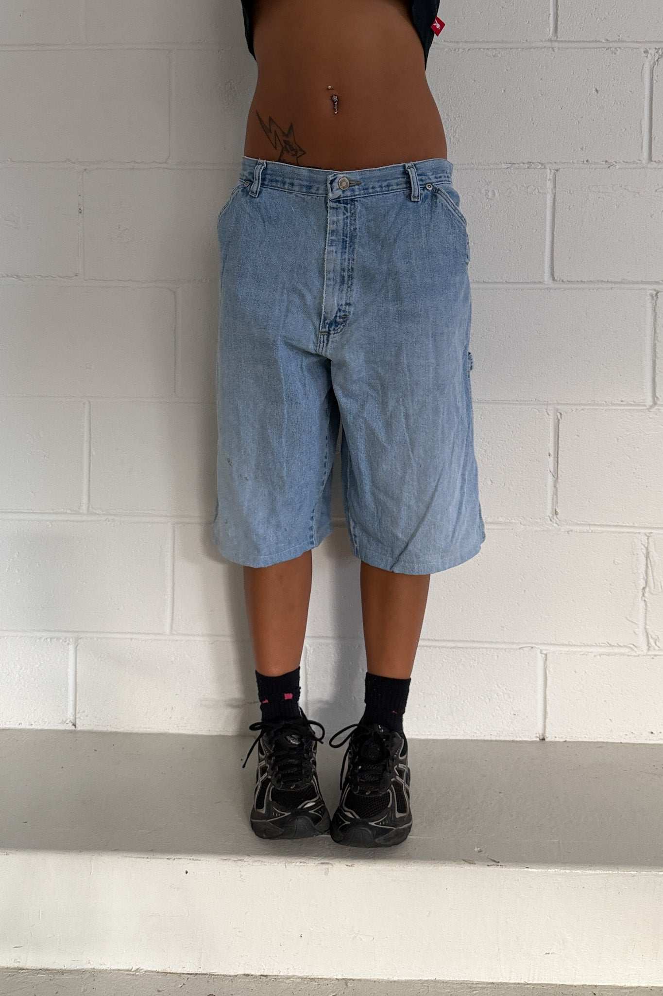 WRANGLER light denim shorts ★ Size 38 x 32