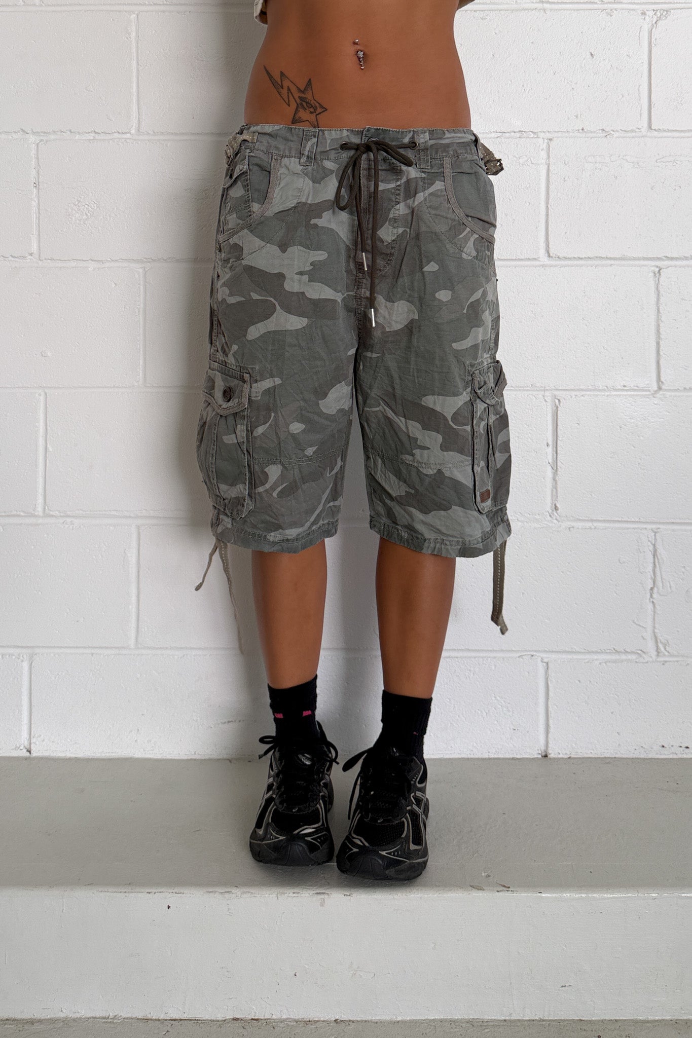 FIRETRAP camo jorts ★ One size adjustable waist