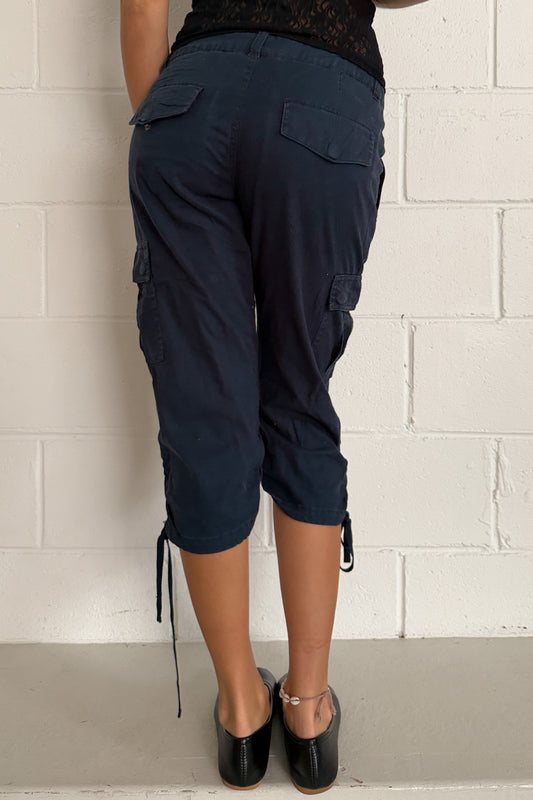 Navy blue capris ★ Size est small