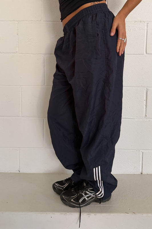 ADIDAS navy 3-stripe track pants ★ Size small-medium