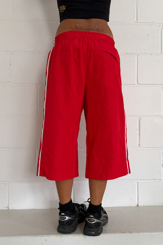 NIKE red capris ★ Size medium