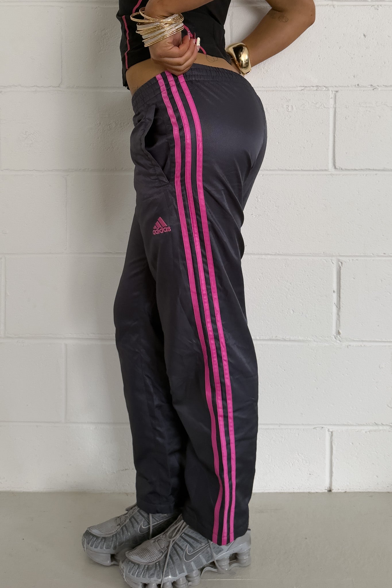 ADIDAS grey + pink track pants ★ Size est small