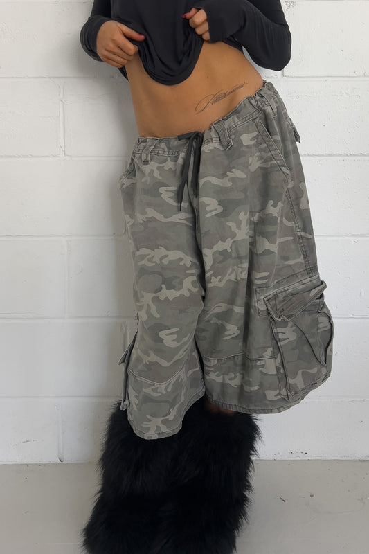 WORK WEAR green camo shorts ★ One size (Adjustable drawstring)