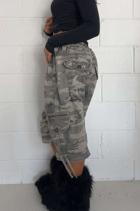 INSPIRE green diamante camo shorts ★ One size (Adjustable drawstring)
