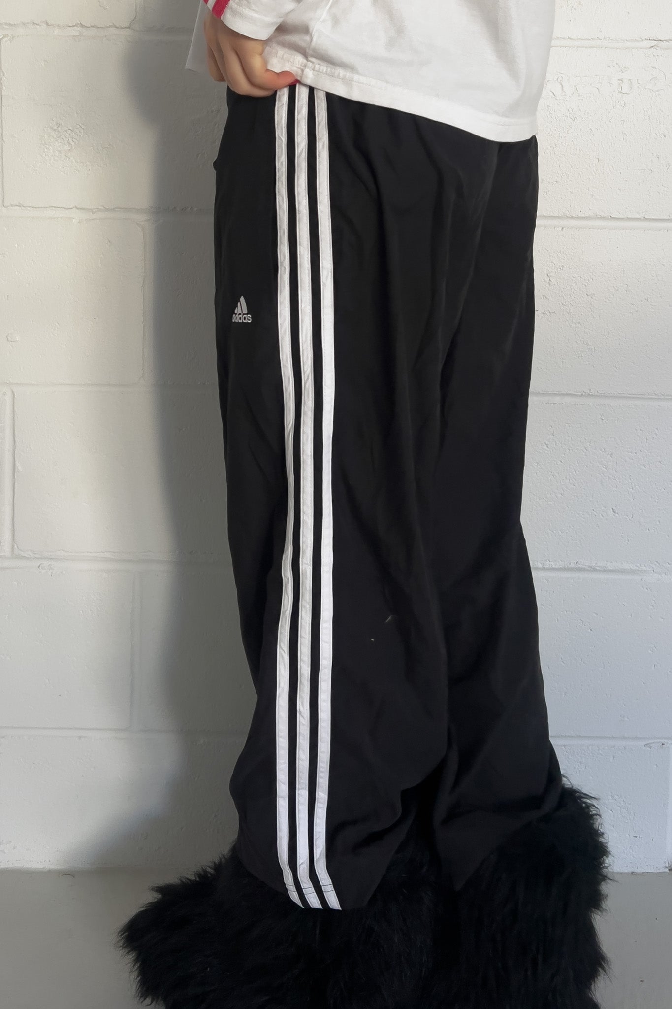 ADIDAS black track capris ★ Size labelled Xlarge