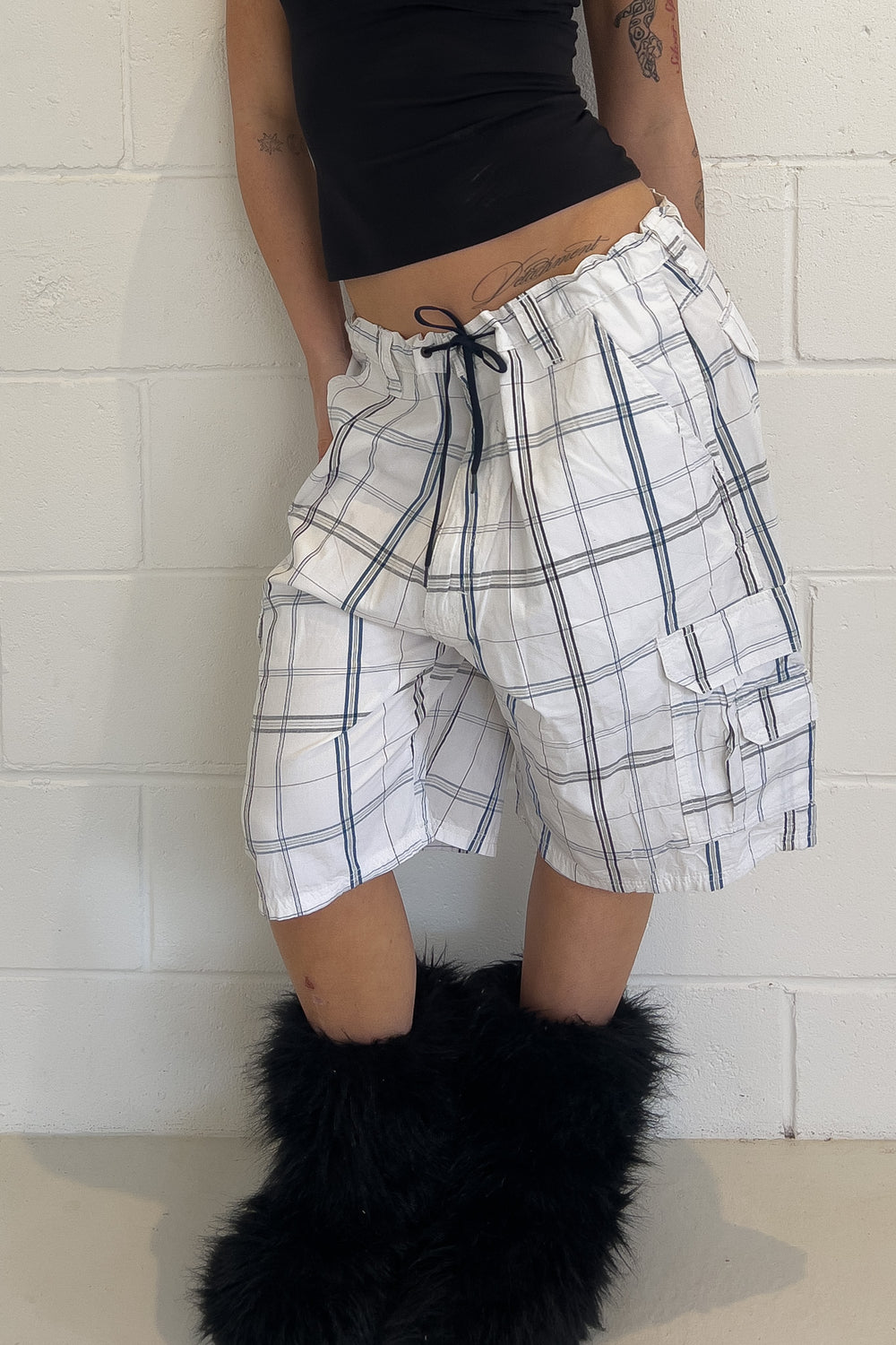 White + blue plaid short ★ One size adjustable waist
