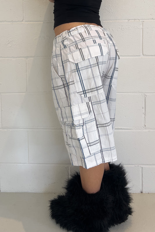 White + blue plaid short ★ One size adjustable waist