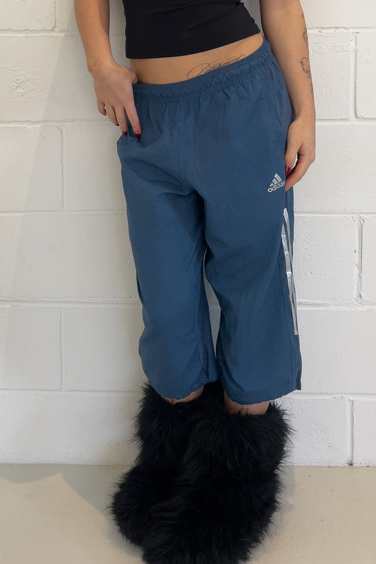 ADIDAS blue track capris ★ Size labelled medium