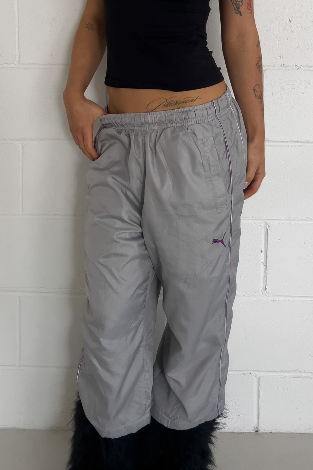 PUMA grey + purple track capris ★ Size est medium