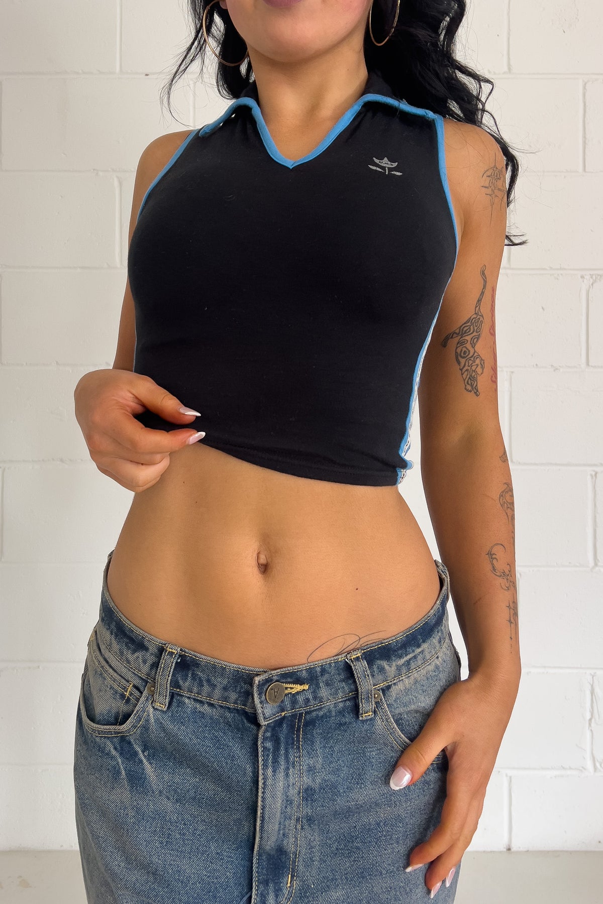 D. M. S black + navy sport tank ★ Size est small