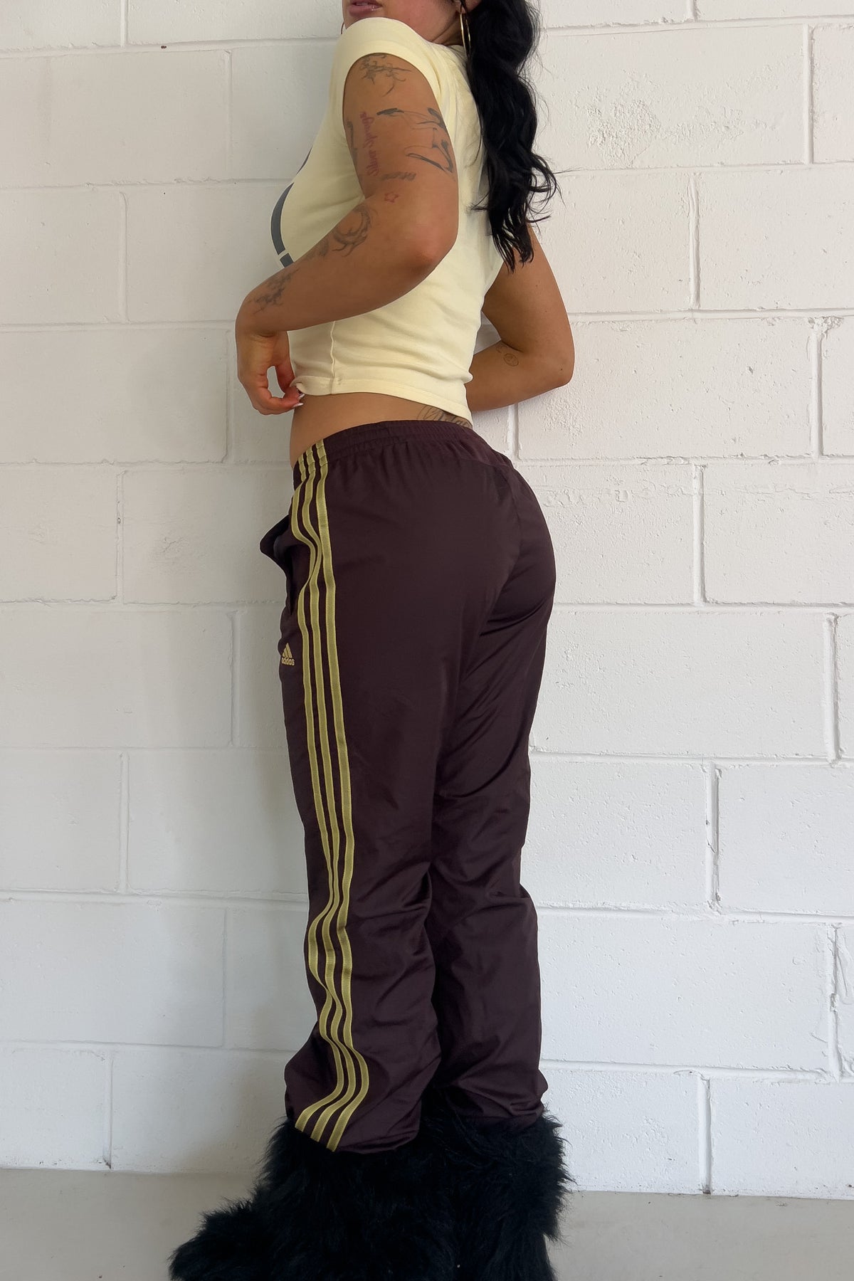 ADIDAS brown + gold track pants ★ Size labelled small