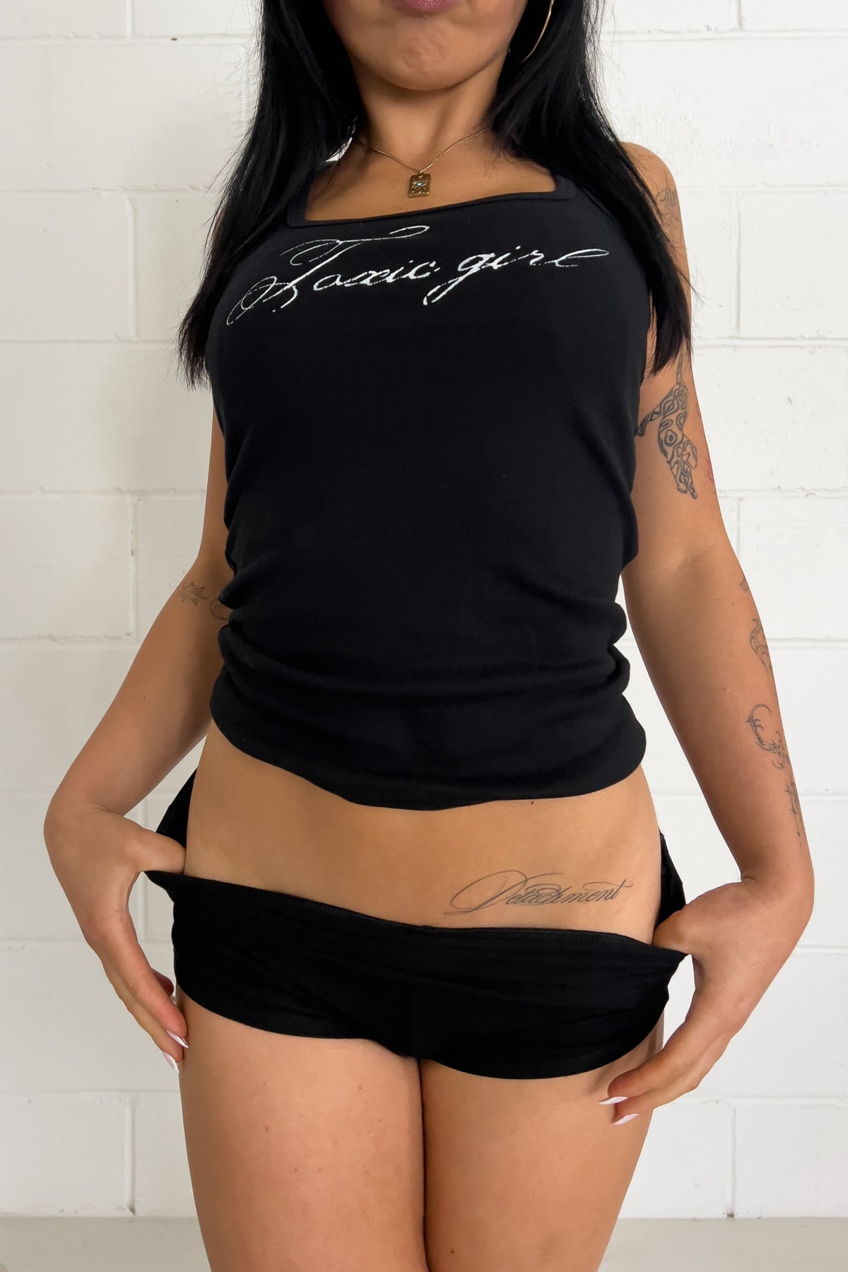 Toxic girl black festival top ★ Size est small