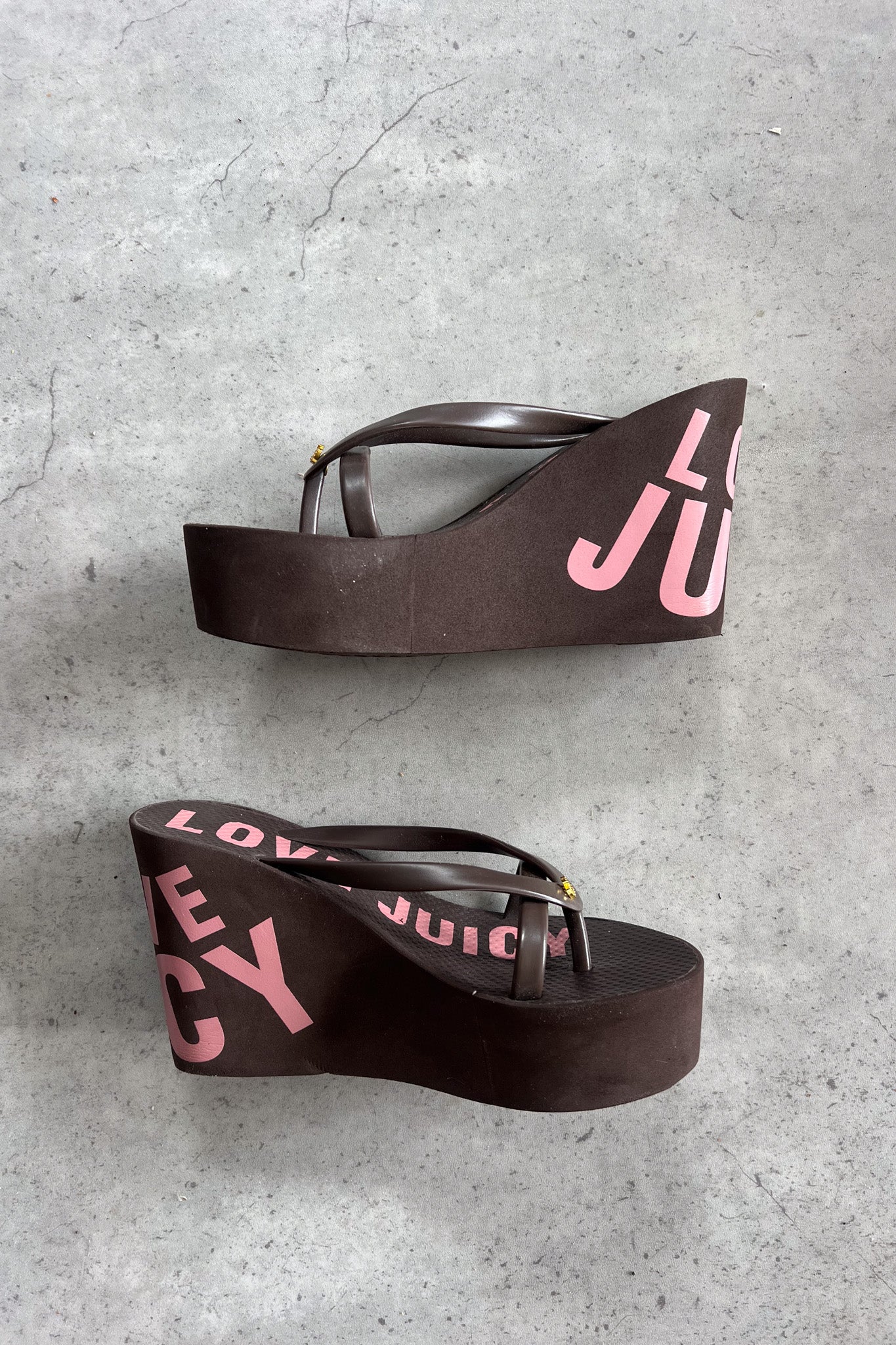 JUICY COUTURE bootleg platform flip flops ★ Size estimated 7