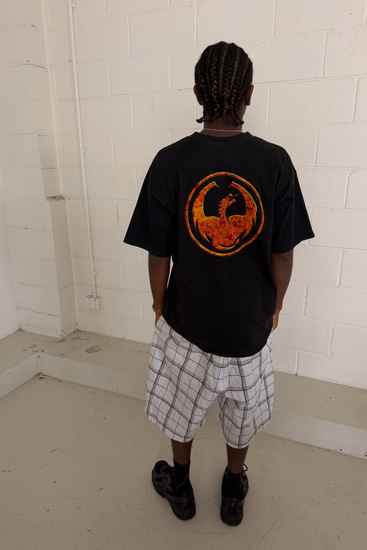 DRAGON black graphic tee ★ Size large