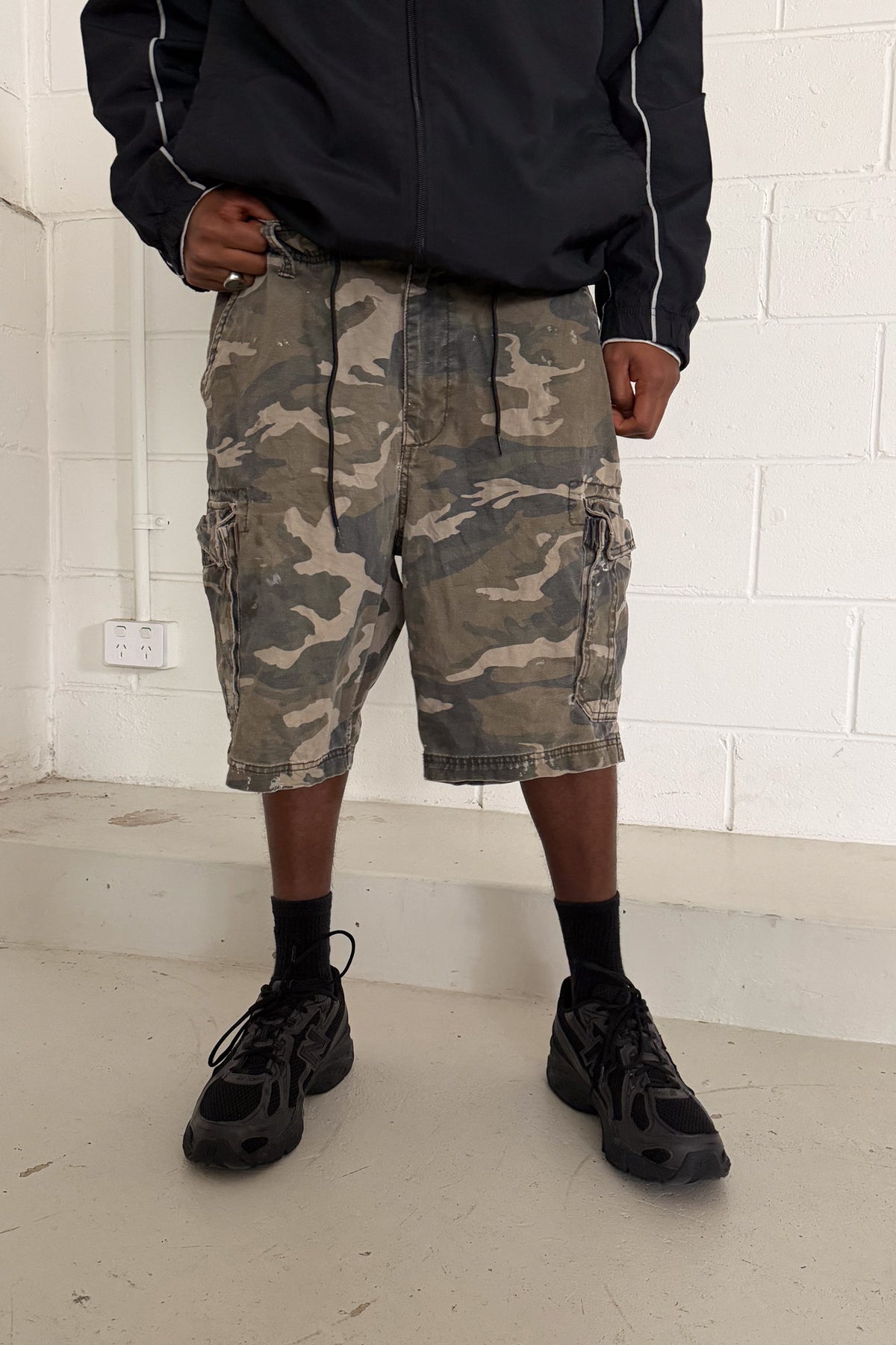 Khaki camo jorts ★ one size adjustable waist