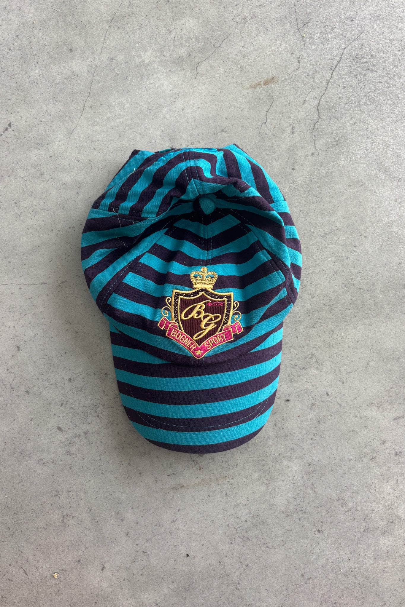 Striped blue + black cap ★