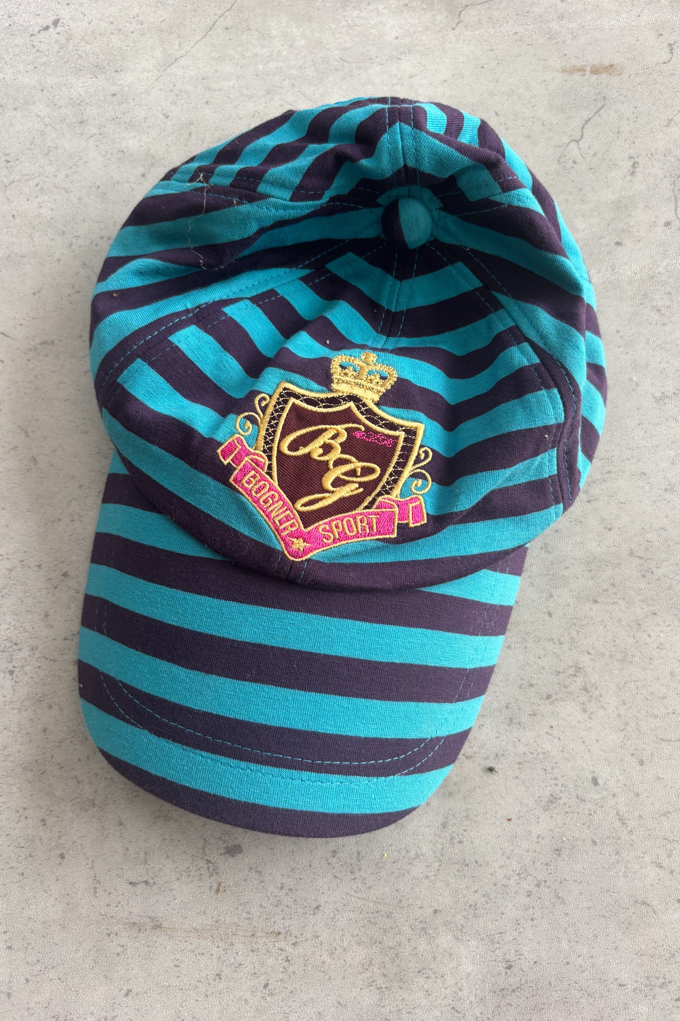 Striped blue + black cap ★