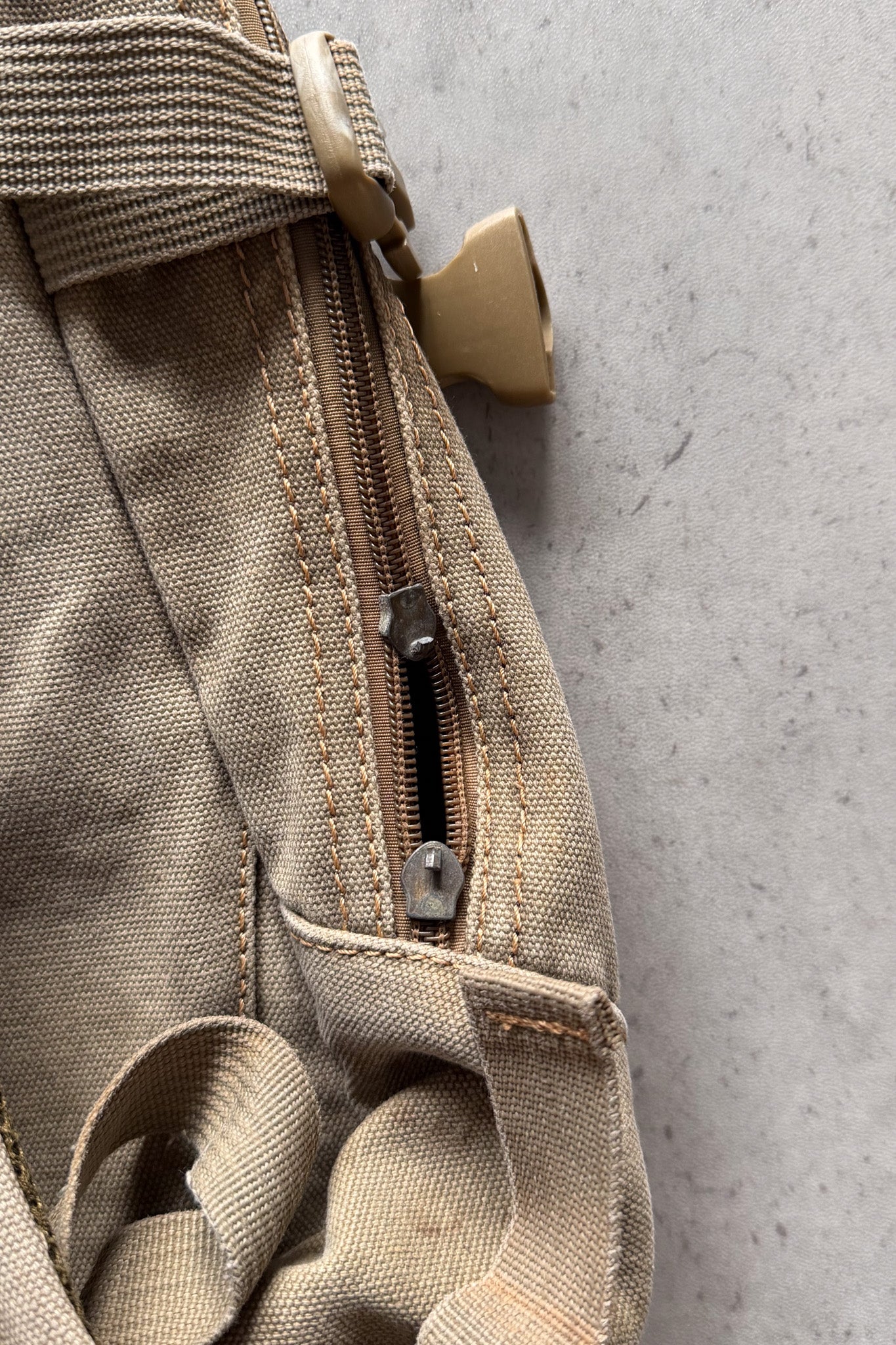 DIESEL khaki backpack ★