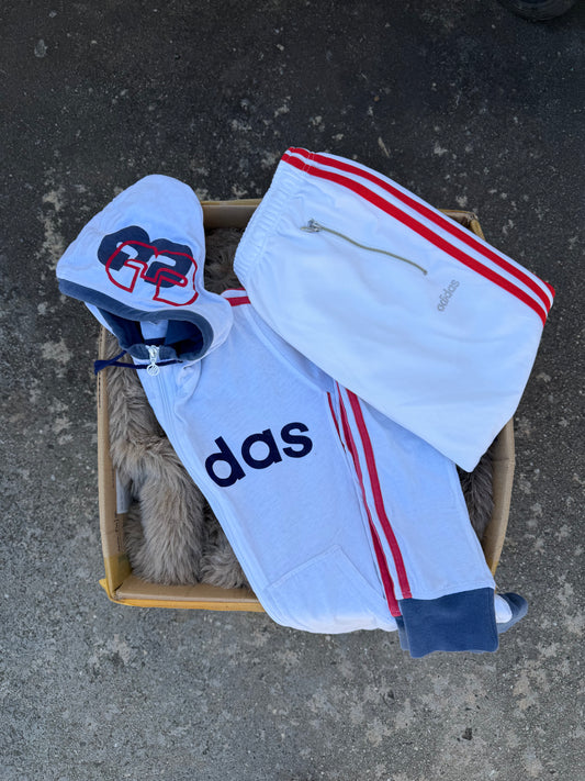 ADIDAS white, red & blue jacket ★ Size 12