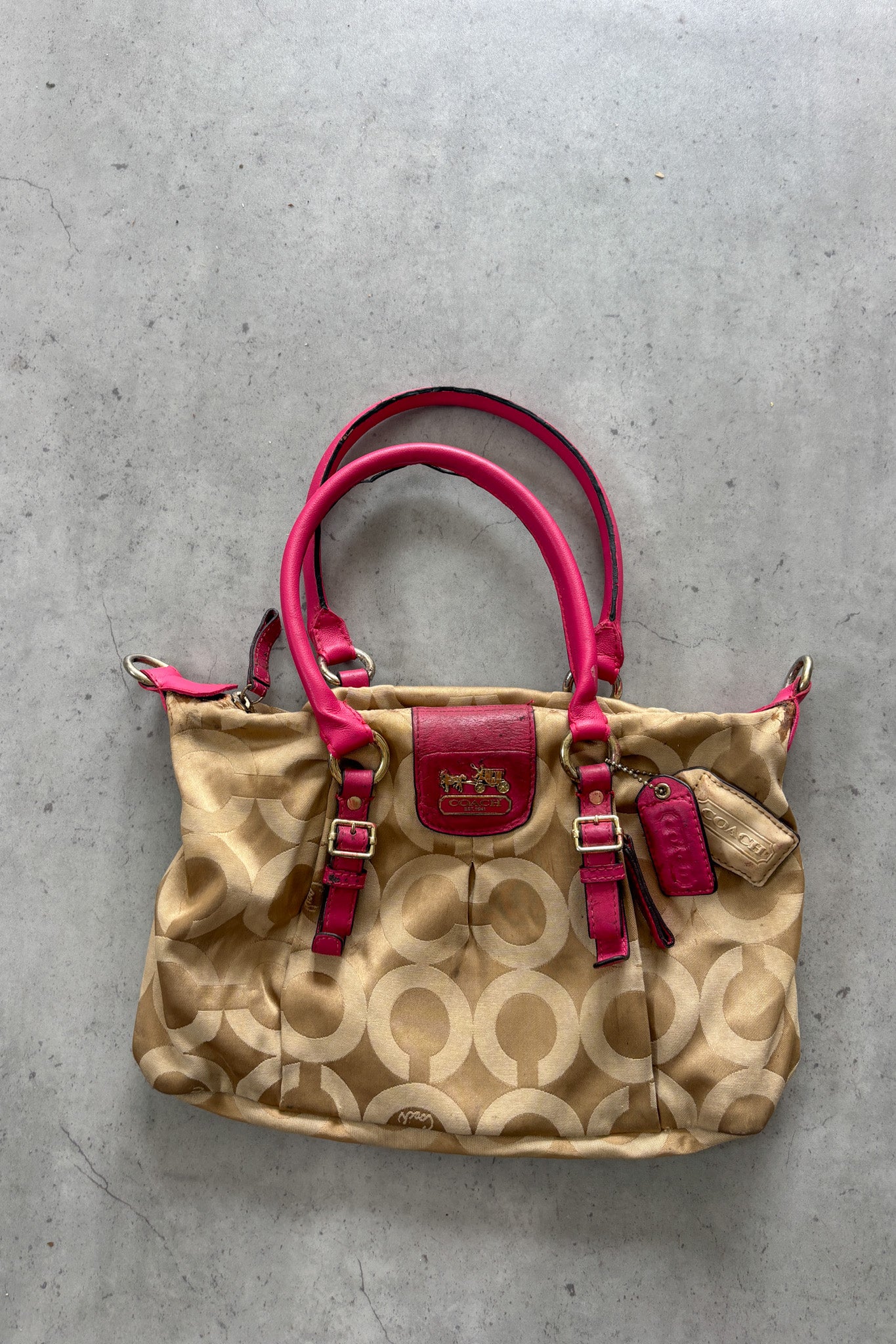 COACH gold + hot pink shoulder-bag ★