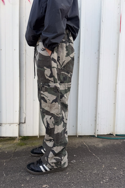 Green camo pants ★ One size fits all