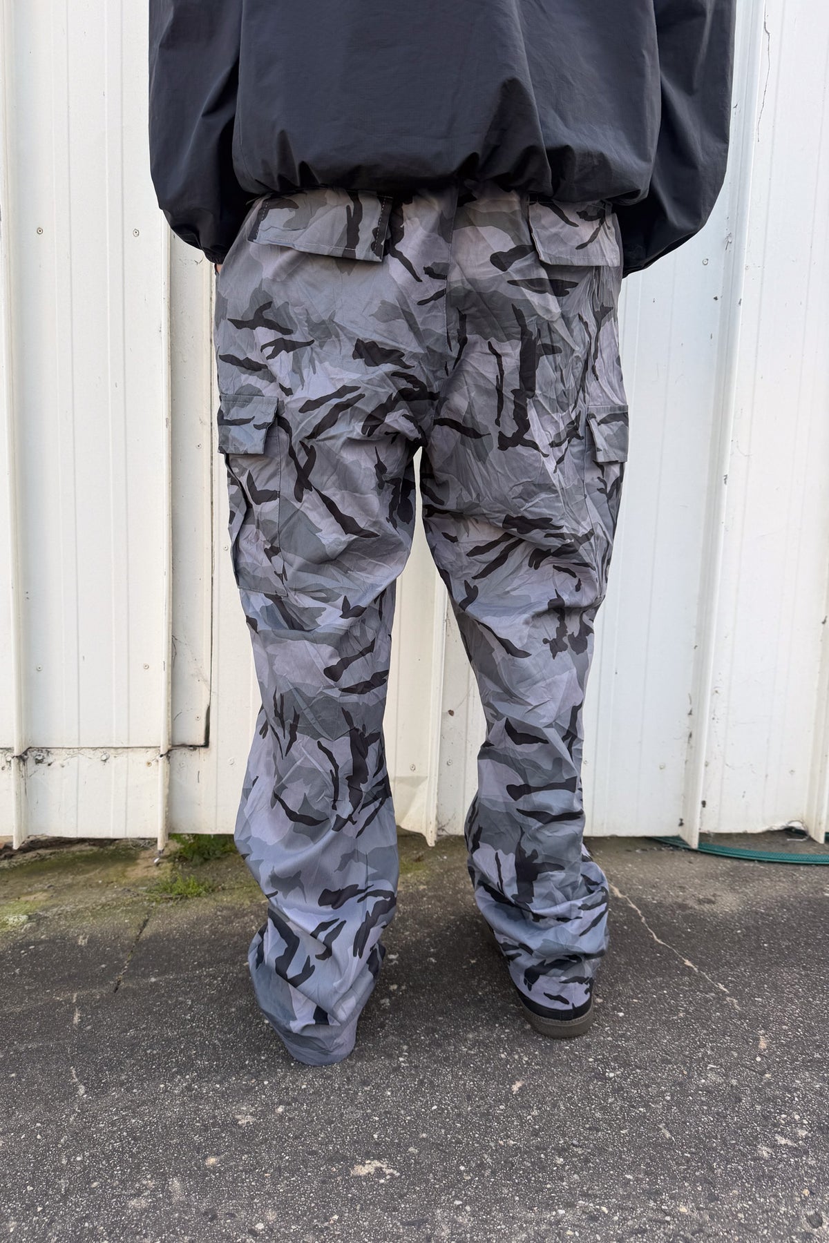 Grey camo pants ★ Size est large (Darwstrings)