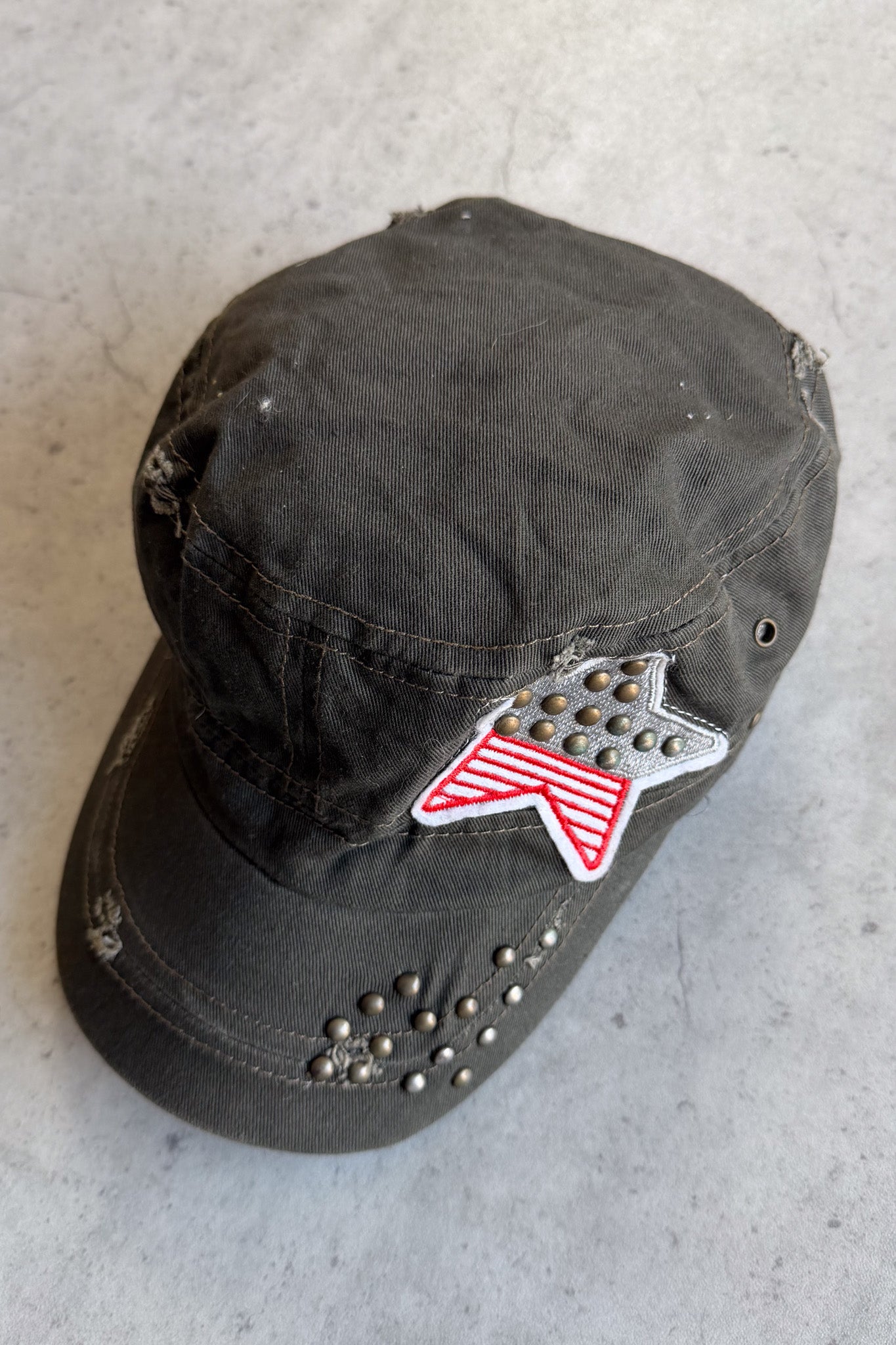 Khaki start cadet hat ★