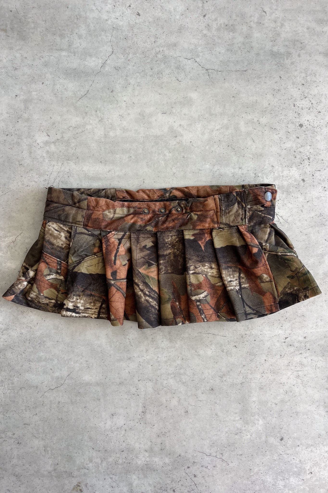 Reworked real tree micro belt skirt ★ Size estimated XS