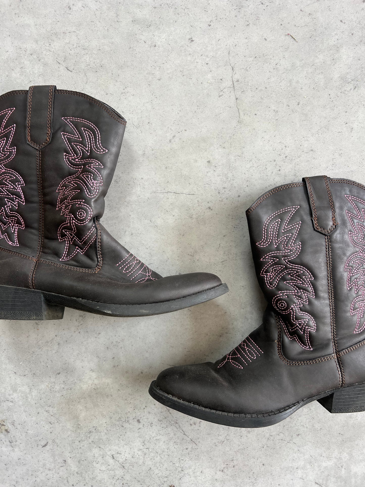 Black embroidered cowboy boots ★ Size UK 3