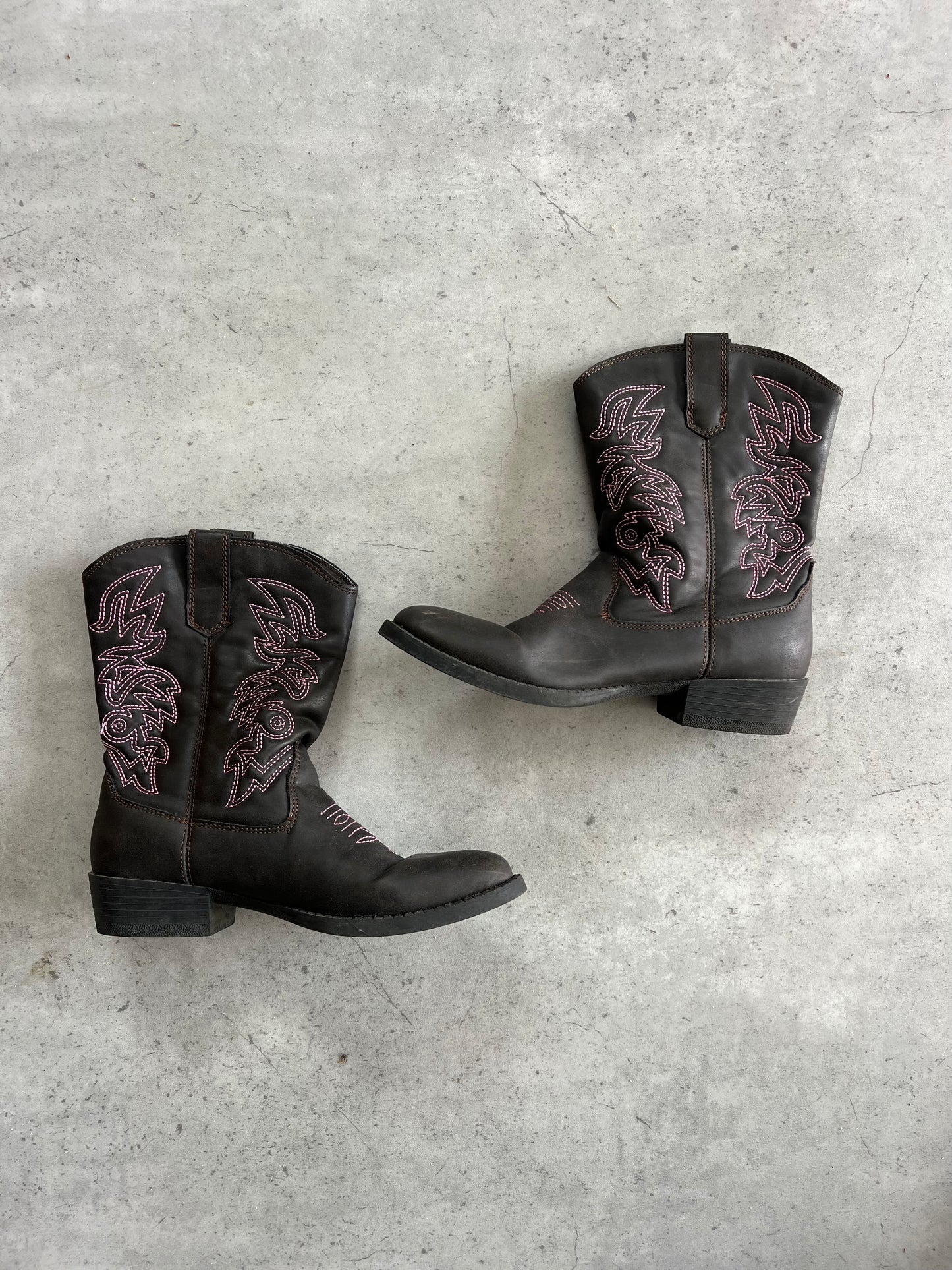 Black embroidered cowboy boots ★ Size UK 3