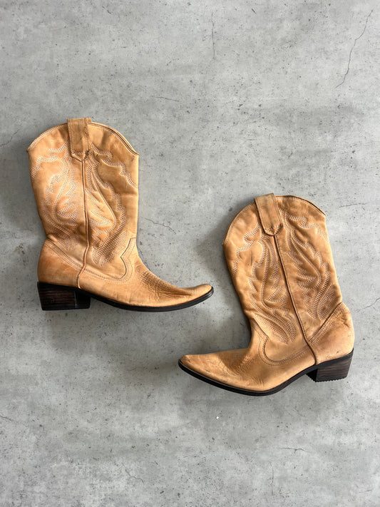Tan embroidered cowboy boots ★ Size euro 39