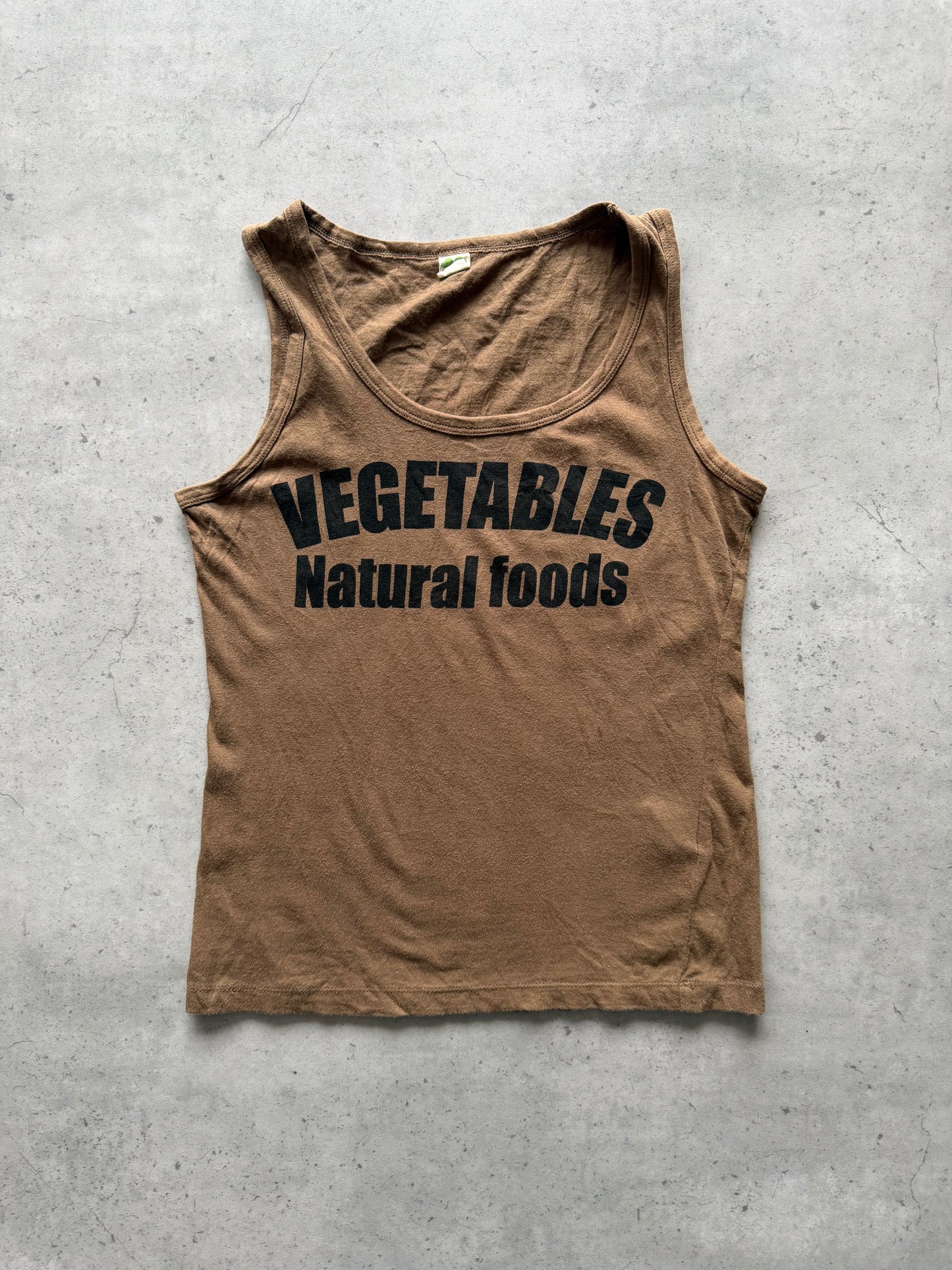 VEGETABLES khaki tank ★ Size labelled medium