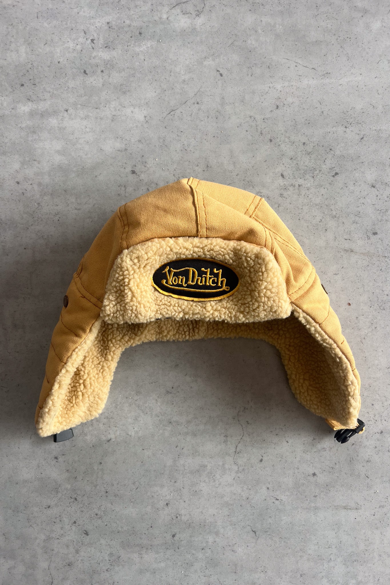 VON DUTCH fluffy festival hat ★ Colours available