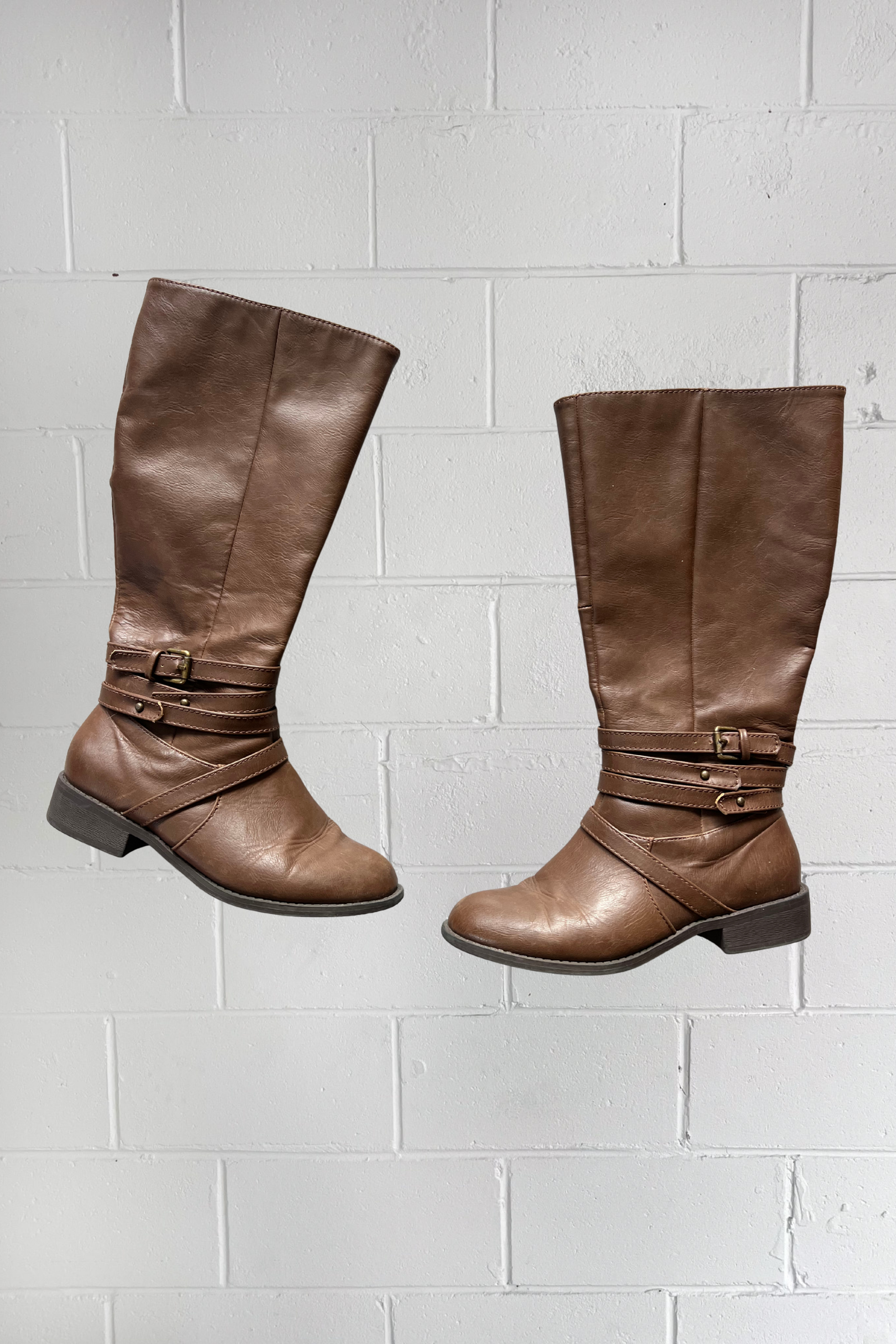 Festival brown buckle boots ★ Size 7