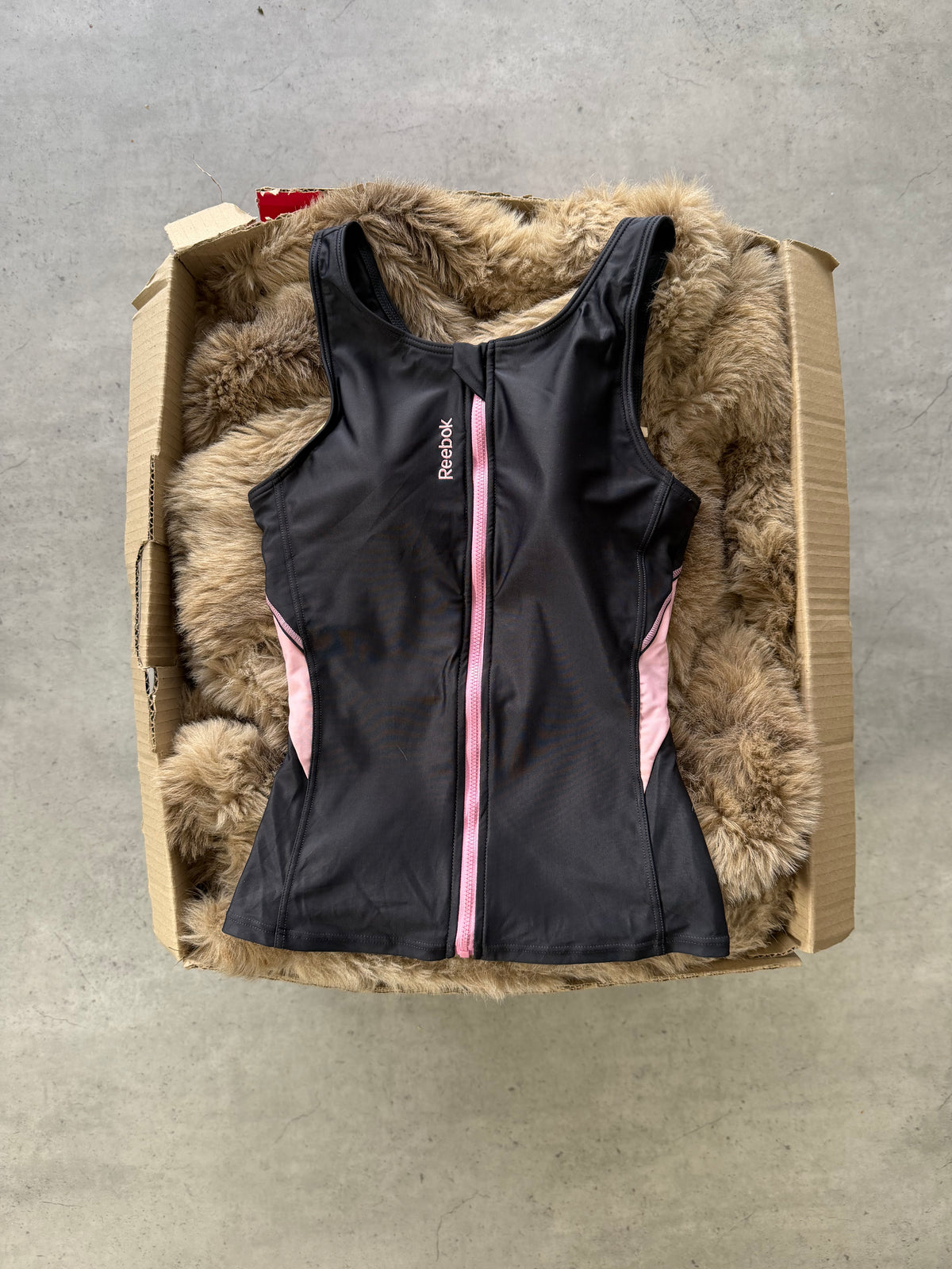 Reebok grey + pink sport tank ★ Size est small