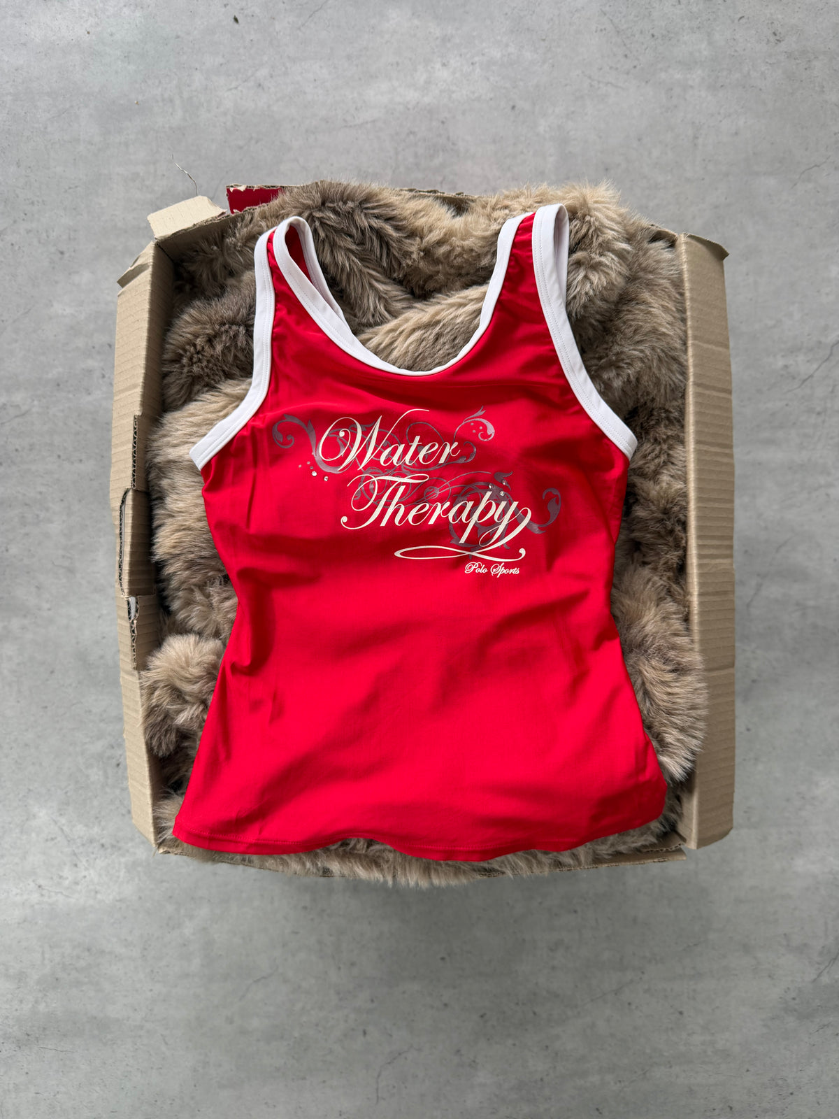 Water therapy red sport tank ★ Size est large
